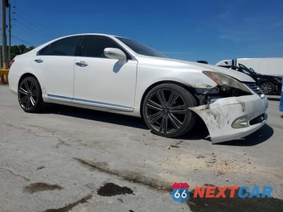 Czwarte zdjęcie samochodu z boku: 2010 LEXUS ES 350 VIN:JTHBK1EG6A2400728 - miniatura