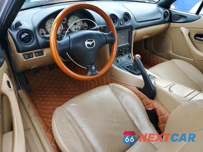 Zdjęcie 8 z 12 samochodu: 2002 MAZDA MX-5 MIATA BASE VIN:JM1NB353320229389 - miniatura