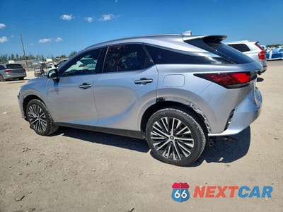 Drugie zdjęcie samochodu z przodu: 2023 LEXUS RX VIN:JTJCHMAA8P2009139 - miniatura
