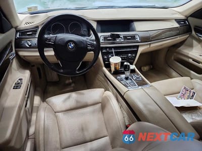 Zdjęcie 8 z 12 samochodu: 2009 BMW 750 LI VIN:WBAKB83569CY60292 - miniatura