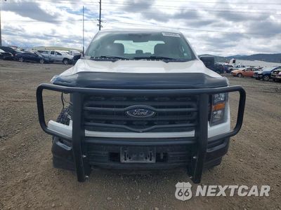 Piąte zdjęcie samochodu w środku: 2023 FORD F150 VIN:1FTFW1E54PKE09961 - miniatura