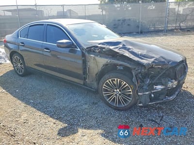 Czwarte zdjęcie samochodu z boku: 2018 BMW 530E VIN:WBAJA9C59JB033062 - miniatura