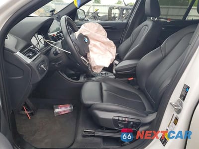 Zdjęcie 7 z 13 samochodu: 2019 BMW X1 XDRIVE28I VIN:WBXHT3C52K5N05436 - miniatura