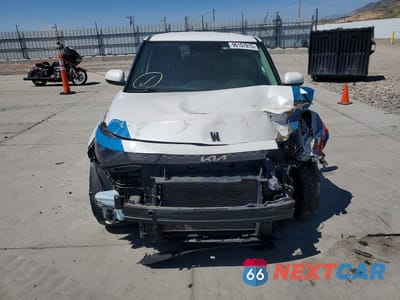 Piąte zdjęcie samochodu w środku: 2023 KIA SOUL LX VIN:KNDJ23AU4P7871695 - miniatura