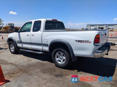 Drugie zdjęcie samochodu z przodu: 2002 TOYOTA TUNDRA SR5 V8 VIN:5TBBT44192S222961 - miniatura