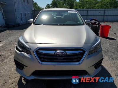 Piąte zdjęcie samochodu w środku: 2019 SUBARU LEGACY 2.5I PREMIUM VIN:4S3BNAF66K3031265 - miniatura