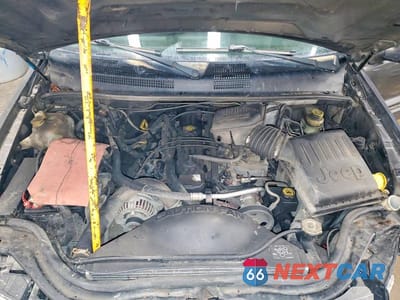 Zdjęcie 12 z 14 samochodu: 2004 JEEP GRAND CHEROKEE LAREDO VIN:1J4GW48S64C263246 - miniatura