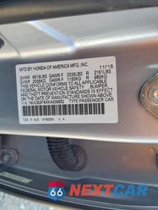 Zdjęcie 12 z 12 samochodu: 2019 ACURA TLX TECHNOLOGY VIN:19UUB2F4XKA008882 - miniatura