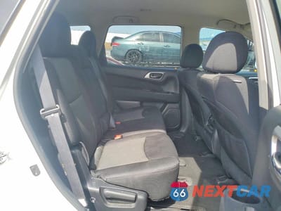 Zdjęcie 11 z 13 samochodu: 2017 NISSAN PATHFINDER SV VIN:5N1DR2MM7HC607860 - miniatura