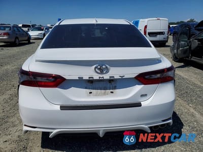 Zdjęcie 6 z 12 samochodu: 2021 TOYOTA CAMRY SE VIN:4T1G11AK3MU538638 - miniatura