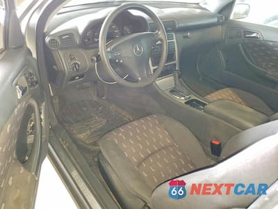 Zdjęcie 8 z 12 samochodu: 2002 MERCEDES-BENZ C 230K SPORT COUPE VIN:WDBRN47J12A214683 - miniatura