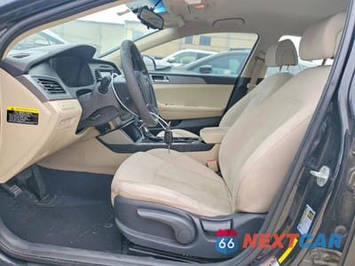 Zdjęcie 7 z 12 samochodu: 2016 HYUNDAI SONATA SE VIN:5NPE24AF3GH318007 - miniatura