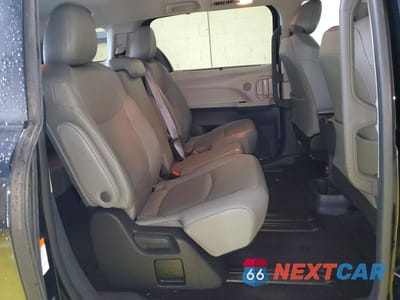 Zdjęcie 11 z 14 samochodu: 2024 TOYOTA SIENNA XLE VIN:5TDYRKECXRS215211 - miniatura
