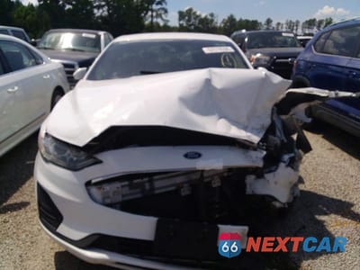 Piąte zdjęcie samochodu w środku: 2019 FORD FUSION SE VIN:3FA6P0LU3KR220875 - miniatura
