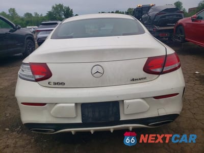 Zdjęcie 6 z 12 samochodu: 2017 MERCEDES-BENZ C 300 4MATIC VIN:WDDWJ4KB4HF380844 - miniatura