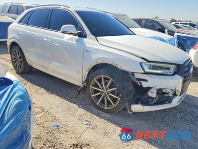 Czwarte zdjęcie samochodu z boku: 2017 AUDI Q3 PRESTIGE VIN:WA1GCCFSXHR006924 - miniatura