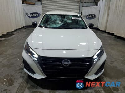 Piąte zdjęcie samochodu w środku: 2025 NISSAN ALTIMA SV VIN:1N4BL4DV7SN399191 - miniatura