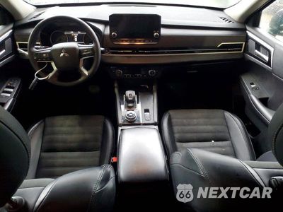 Zdjęcie 8 z 12 samochodu: 2024 MITSUBISHI OUTLANDER SE VIN:JA4J3VA85RZ009468 - miniatura
