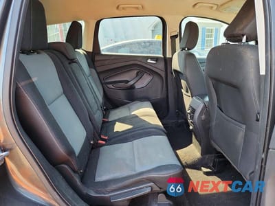Zdjęcie 11 z 13 samochodu: 2019 FORD ESCAPE SE VIN:1FMCU9GDXKUA08452 - miniatura