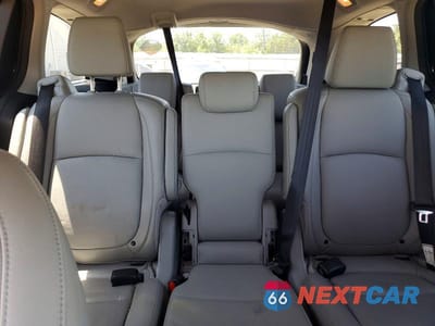 Zdjęcie 10 z 13 samochodu: 2019 HONDA ODYSSEY TOURING VIN:5FNRL6H85KB095591 - miniatura