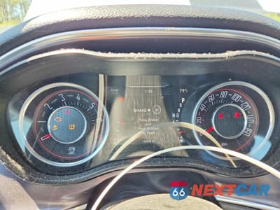 Zdjęcie 9 z 12 samochodu: 2016 DODGE CHALLENGER SXT VIN:2C3CDZAG1GH184165 - miniatura