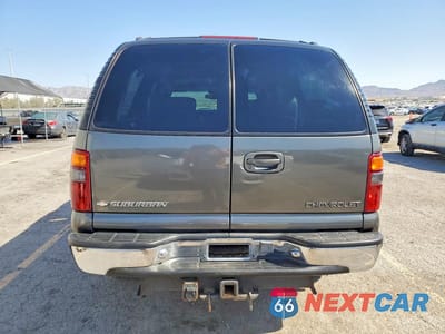 Zdjęcie 6 z 13 samochodu: 2001 CHEVROLET SUBURBAN K2500 VIN:3GNGK26G11G159185 - miniatura