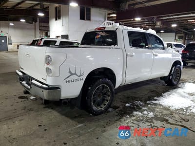 Trzecie zdjęcie samochodu z tyłu: 2010 TOYOTA TUNDRA CREWMAX SR5 VIN:5TFDM5F18AX003191 - miniatura