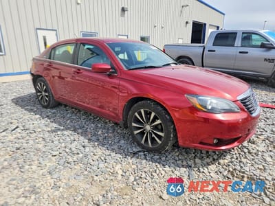 Czwarte zdjęcie samochodu z boku: 2013 CHRYSLER 200 TOURING VIN:1C3CCBBB2DN636530 - miniatura