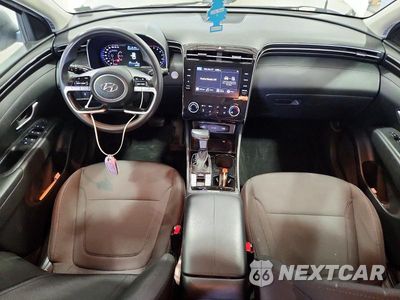 Zdjęcie 8 z 14 samochodu: 2022 HYUNDAI TUCSON SEL VIN:5NMJBCAE5NH121611 - miniatura