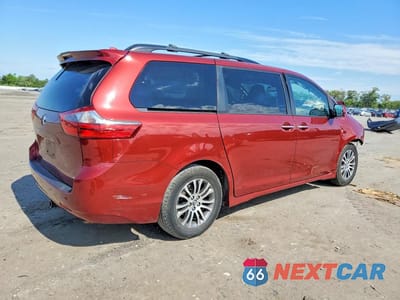 Trzecie zdjęcie samochodu z tyłu: 2020 TOYOTA SIENNA XLE PREMIUM 8-PASSENGER VIN:5TDYZ3DC1LS021116 - miniatura