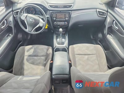 Zdjęcie 8 z 14 samochodu: 2016 NISSAN ROGUE S VIN:KNMAT2MV7GP647574 - miniatura
