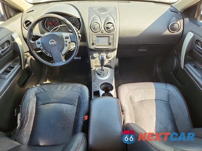 Zdjęcie 8 z 12 samochodu: 2013 NISSAN ROGUE S/SV VIN:JN8AS5MTXDW538194 - miniatura