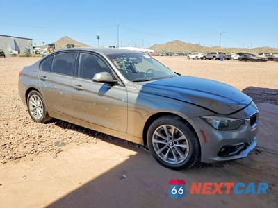 Czwarte zdjęcie samochodu z boku: 2016 BMW 320 I VIN:WBA8E1G59GNT34047 - miniatura