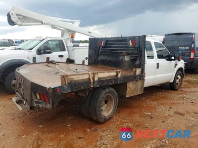 Trzecie zdjęcie samochodu z tyłu: 2008 FORD F350 SUPER DUTY VIN:1FDWX36Y98EE46677 - miniatura