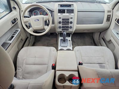 Zdjęcie 8 z 13 samochodu: 2011 FORD ESCAPE XLT VIN:1FMCU0D72BKB92775 - miniatura