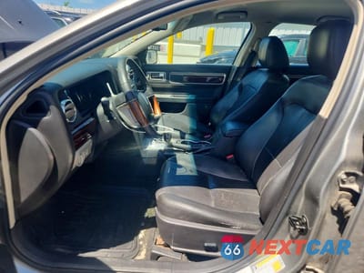 Zdjęcie 7 z 12 samochodu: 2009 LINCOLN MKZ VIN:3LNHM26T29R608809 - miniatura