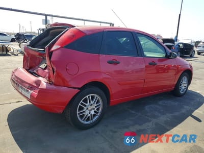 Trzecie zdjęcie samochodu z tyłu: 2003 FORD FOCUS ZX5 VIN:3FAFP37Z13R191398 - miniatura