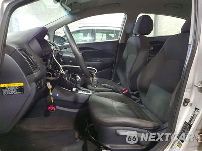 Zdjęcie 7 z 12 samochodu: 2016 KIA RIO LX VIN:KNADM4A3XG6548646 - miniatura