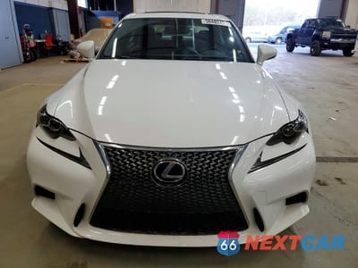 Piąte zdjęcie samochodu w środku: 2016 LEXUS IS 350 VIN:JTHCE1D29G5012840 - miniatura
