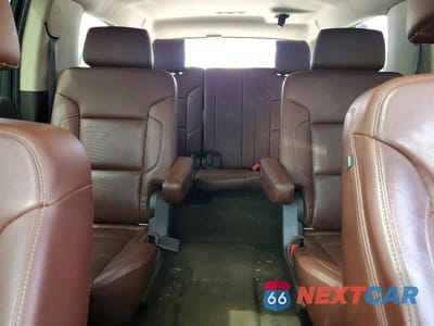 Zdjęcie 10 z 14 samochodu: 2017 CHEVROLET SUBURBAN K1500 PREMIER VIN:1GNSKJKC1HR283216 - miniatura