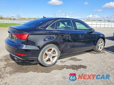 Trzecie zdjęcie samochodu z tyłu: 2019 AUDI A3 PREMIUM VIN:WAUBEGFF1K1017771 - miniatura
