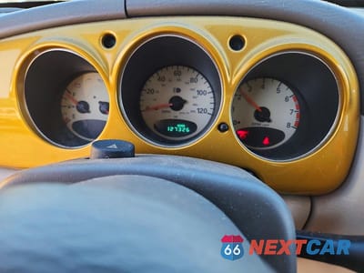 Zdjęcie 9 z 12 samochodu: 2002 CHRYSLER PT CRUISER LIMITED VIN:3C8FY68BX2T333225 - miniatura