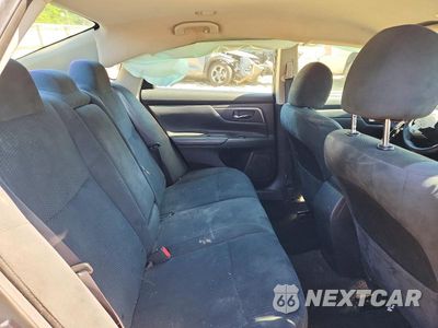 Zdjęcie 10 z 12 samochodu: 2015 NISSAN ALTIMA 2.5 S VIN:1N4AL3AP8FN908710 - miniatura