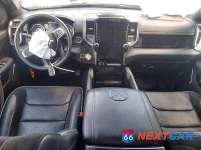 Zdjęcie 8 z 13 samochodu: 2024 RAM 1500 LARAMIE VIN:1C6SRFJT6RN116188 - miniatura
