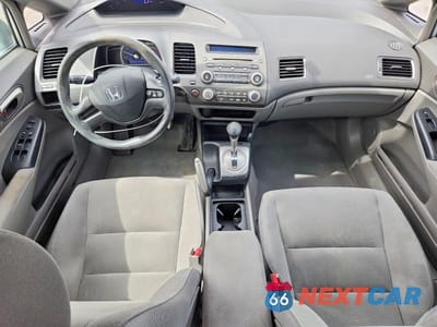 Zdjęcie 8 z 12 samochodu: 2008 HONDA CIVIC LX VIN:1HGFA16528L000562 - miniatura