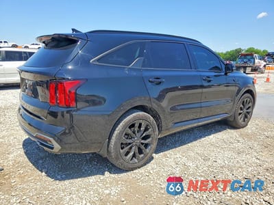Trzecie zdjęcie samochodu z tyłu: 2022 KIA SORENTO SX VIN:5XYRK4LF0NG102778 - miniatura