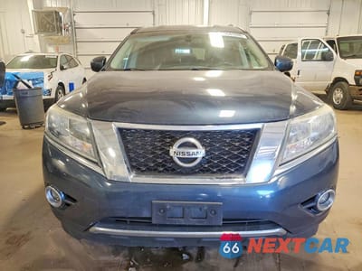 Piąte zdjęcie samochodu w środku: 2016 NISSAN PATHFINDER SL VIN:5N1AR2MM7GC655229 - miniatura