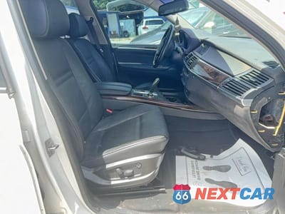 Piąte zdjęcie samochodu w środku: 2010 BMW X5 XDRIVE30I VIN:5UXFE4C59AL380108 - miniatura