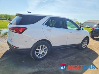 Trzecie zdjęcie samochodu z tyłu: 2022 CHEVROLET EQUINOX LT VIN:3GNAXUEV8NL253175 - miniatura