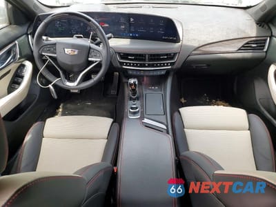 Zdjęcie 8 z 12 samochodu: 2025 CADILLAC CT5 SPORT VIN:1G6DU5RK5S0103217 - miniatura